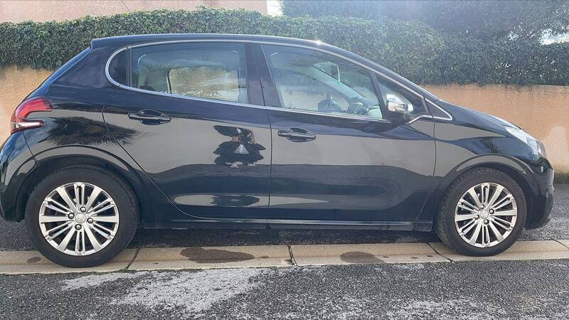 Peugeot 208 1.2 PureTech 110 Allure