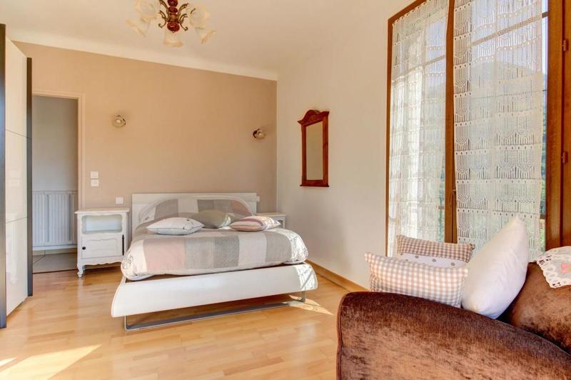 Maison - 102 m² - 4 pièces