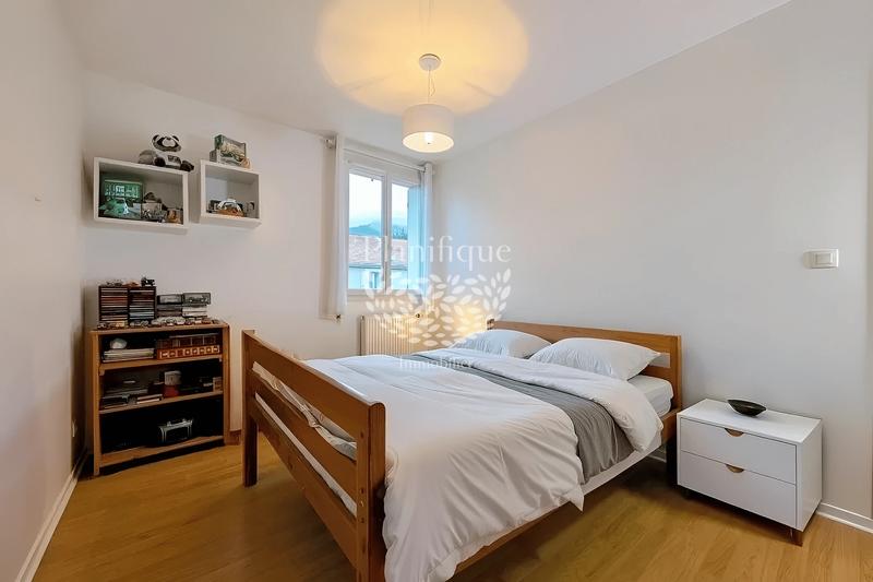 Maison - 96 m² - 5 pièces