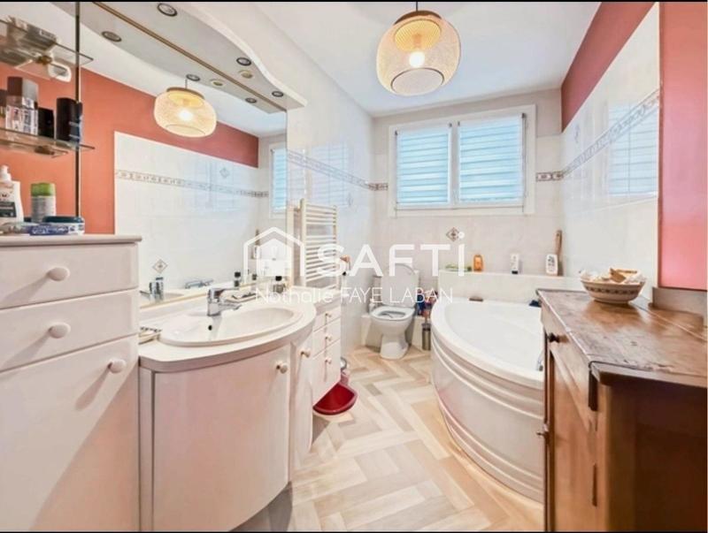 Maison - 131 m² - 6 pièces