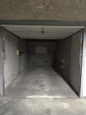 Parking / Garage - 15 m²
