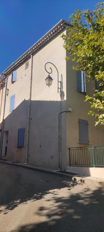 Immeuble - 180 m² - 10 pièces