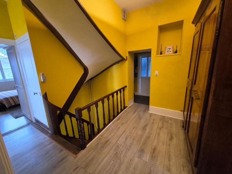 Maison - 300 m² - 7 pièces