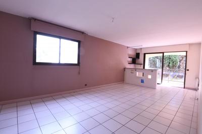 Appartement - 87 m² - 4 pièces