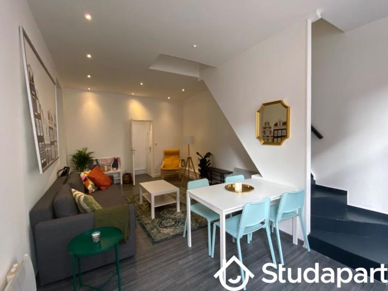 Chambre - 12 m² - 1 pièce