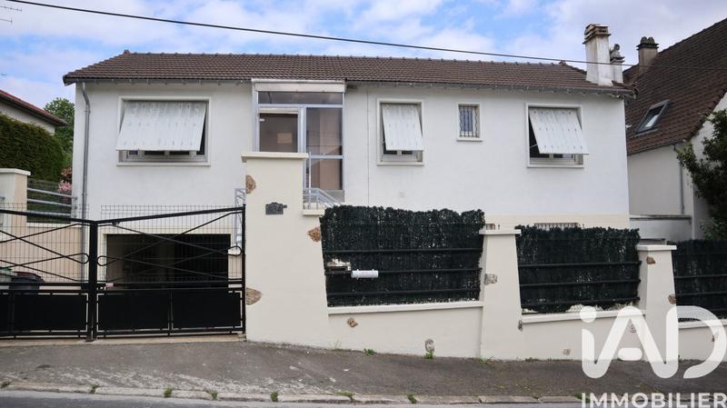 Maison - 180 m² - 6 pièces