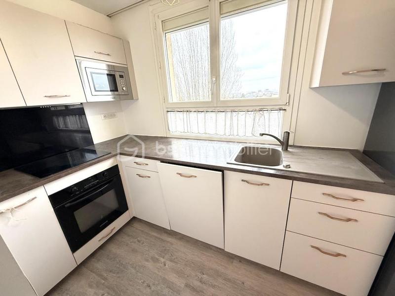 Appartement - 67 m² - 4 pièces