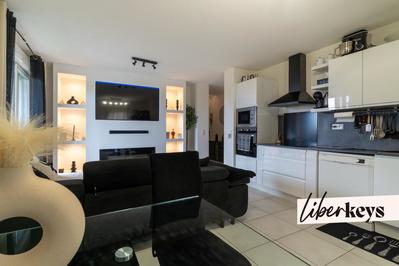 Appartement - 72 m² - 4 pièces