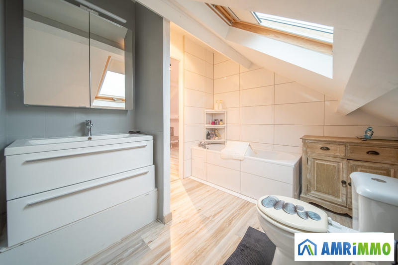 Maison - 148 m² - 6 pièces