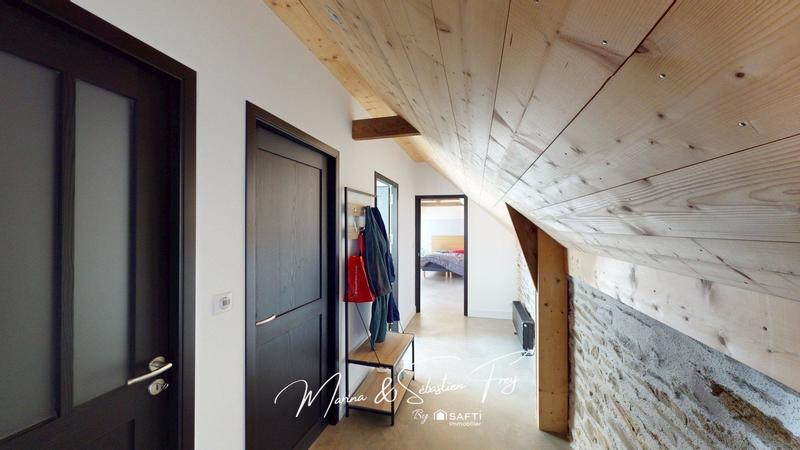 Maison - 388 m² - 10 pièces