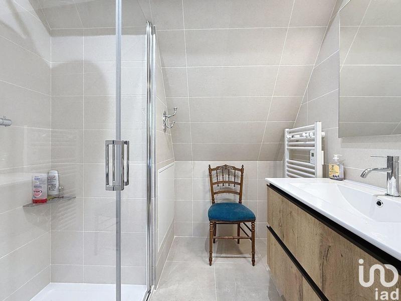 Maison - 170 m² - 6 pièces