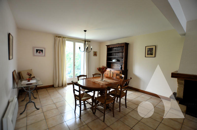 Maison - 104 m² - 5 pièces