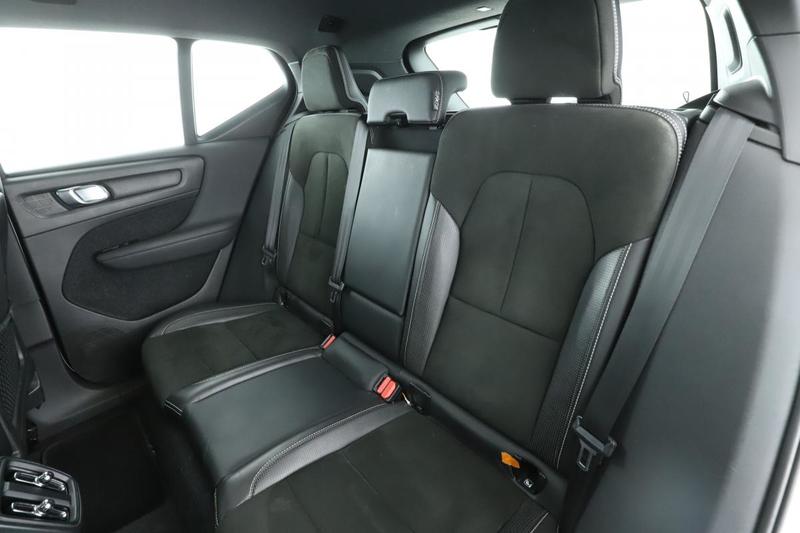 Volvo Xc40 2.0 D4 Awd AdBlue R-Design Geartronic 8 190 ch