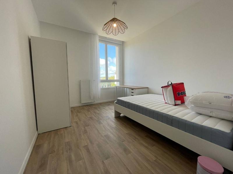 Appartement - 83 m² - 4 pièces