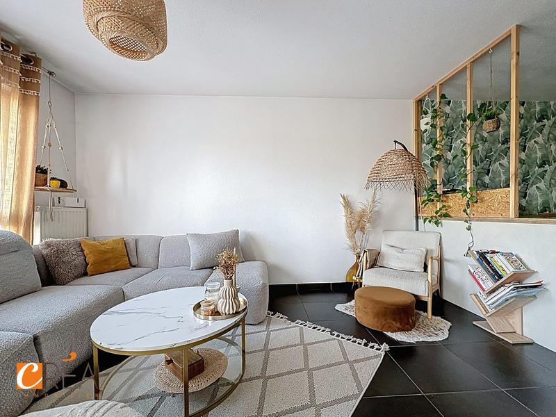 Maison - 88 m² - 6 pièces