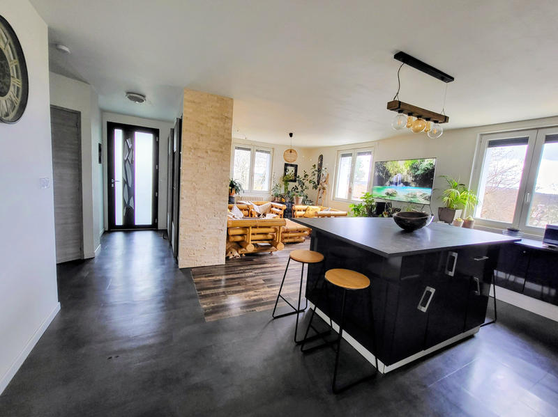 Maison - 173 m² - 6 pièces