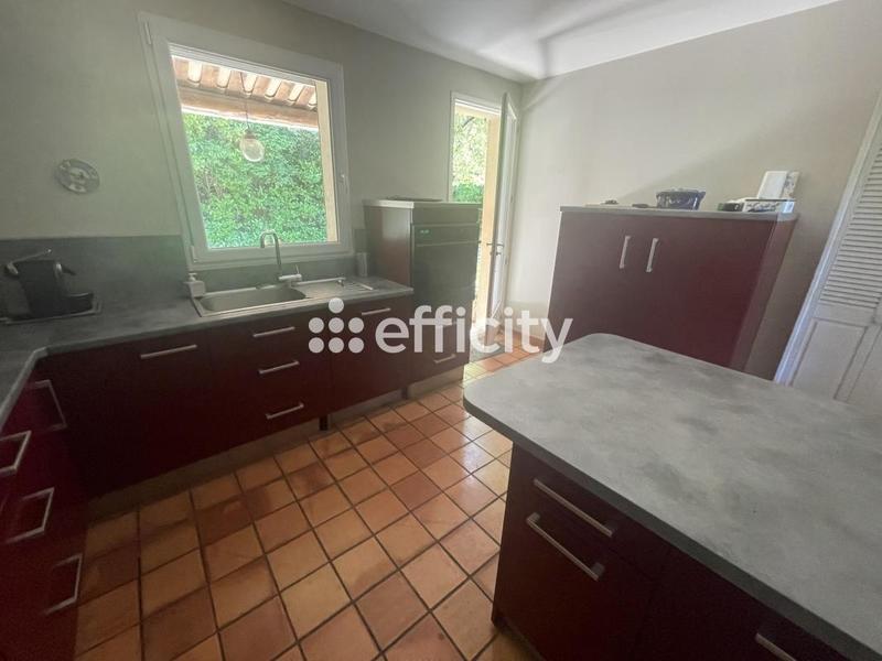 Villa - 175 m² - 8 pièces