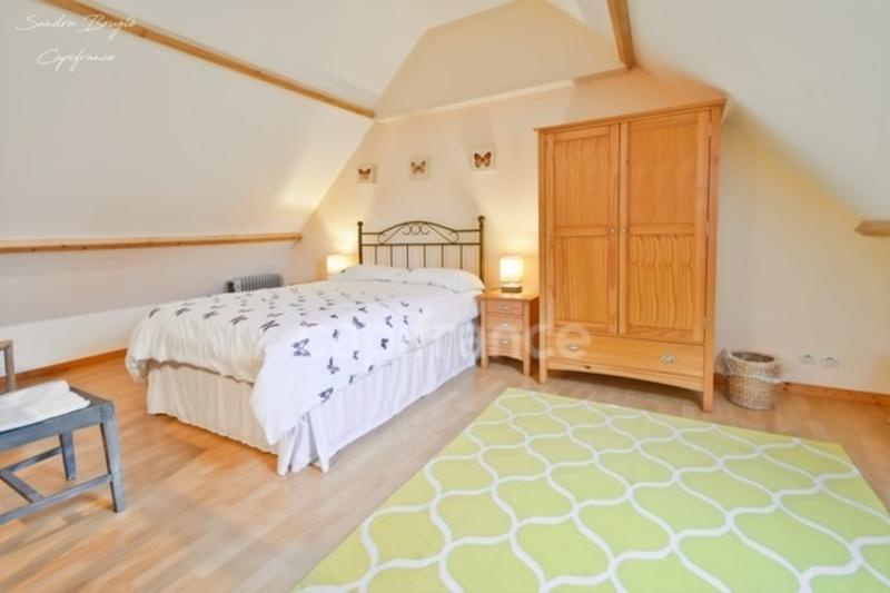 Maison - 228 m² - 8 pièces