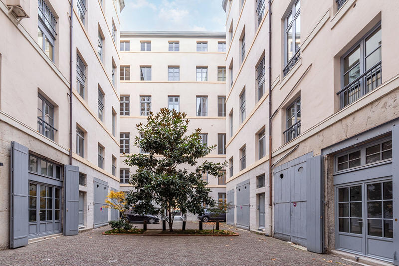 Appartement - 61 m² - 2 pièces