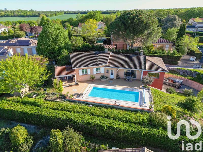 Maison - 159 m² - 6 pièces