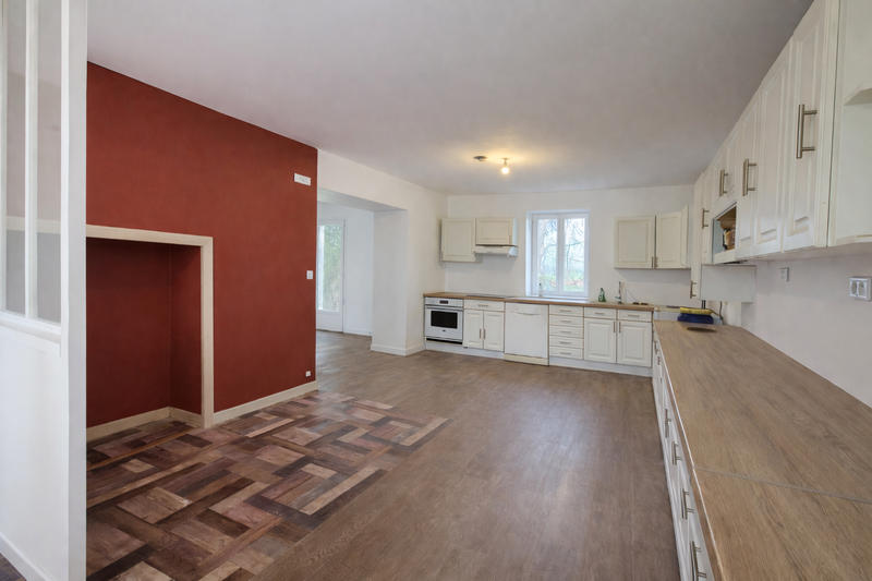 Maison - 95 m² - 4 pièces