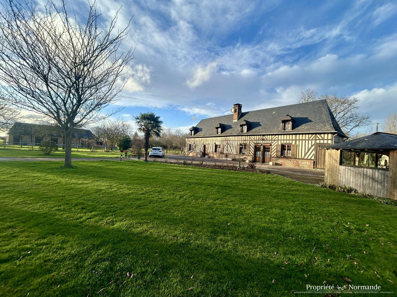 Maison ancienne - 172 m² - 7 pièces