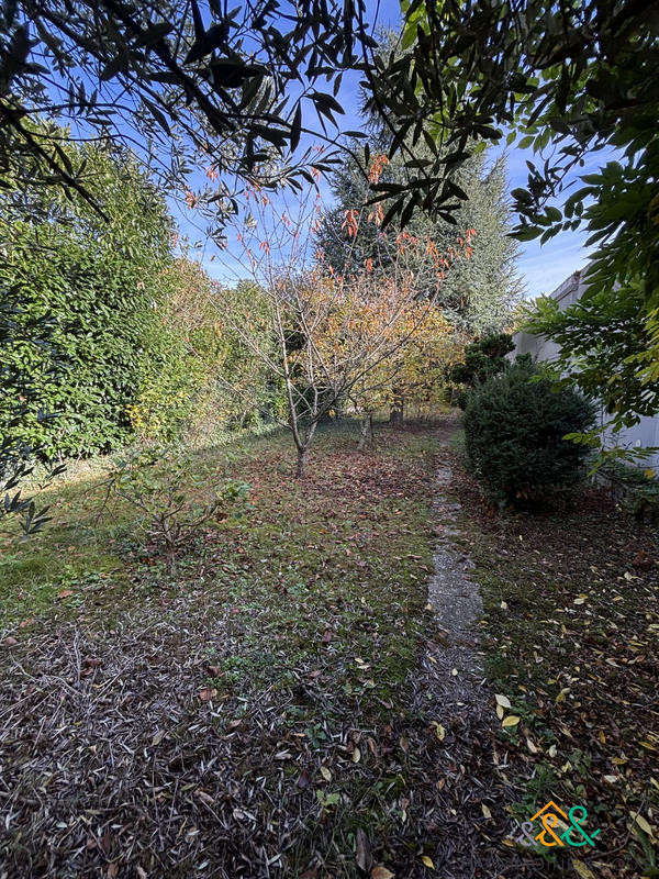 Maison traditionnelle - 167 m² - 6 pièces