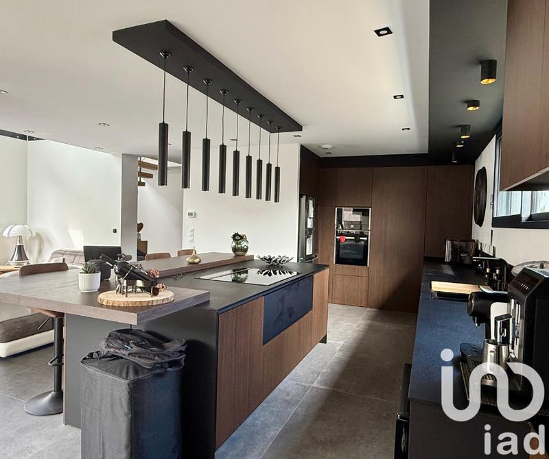 Maison de maîtres - 160 m² - 6 pièces