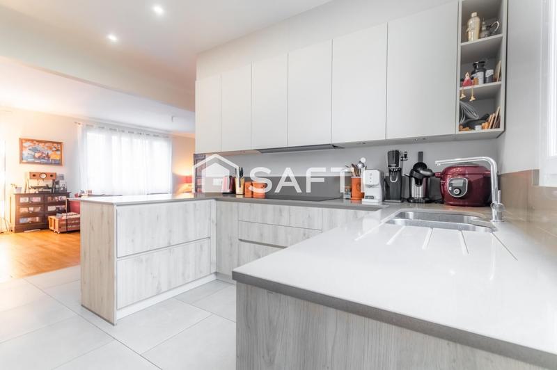 Maison - 188 m² - 8 pièces