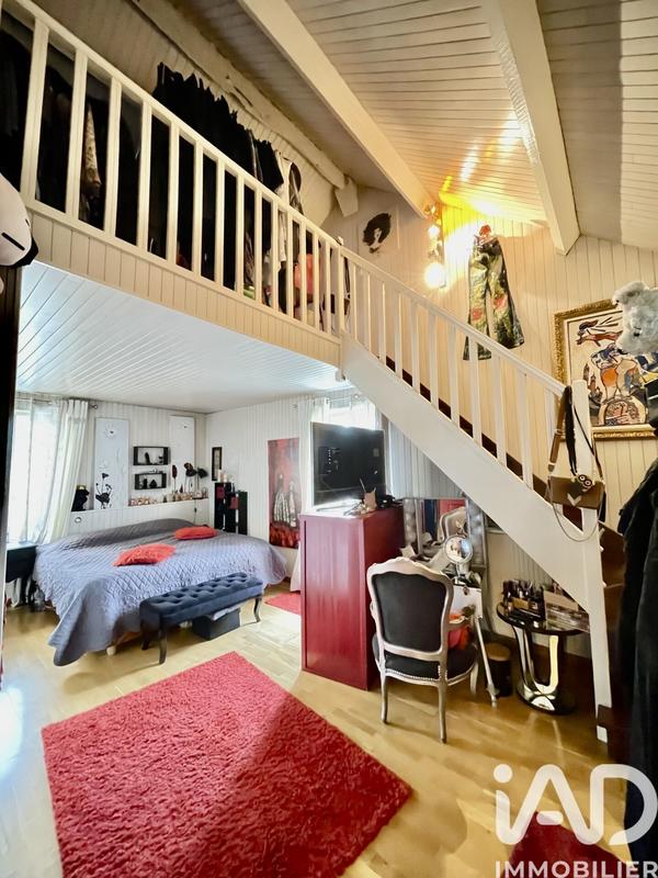 Maison - 408 m² - 11 pièces