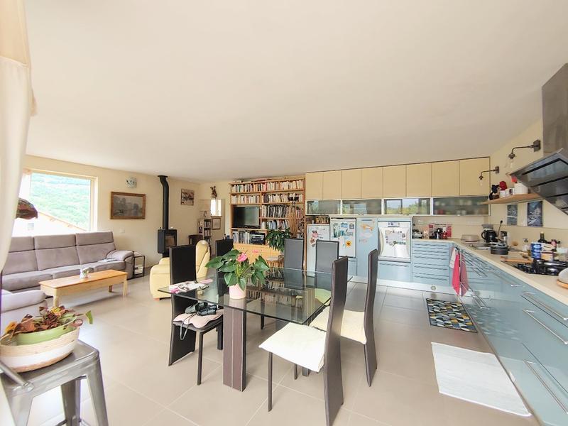 Maison - 131 m² - 3 pièces