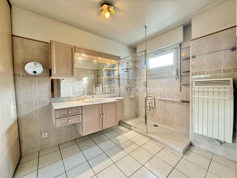 Appartement - 80 m² - 3 pièces