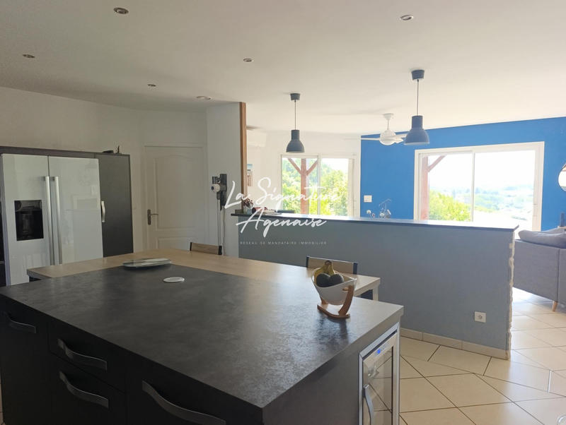 Maison - 144 m² - 5 pièces