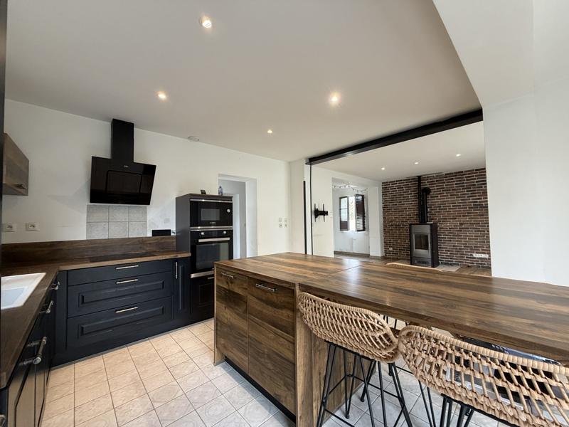 Maison - 162 m² - 6 pièces