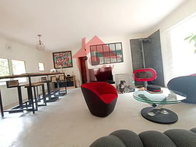 Maison - 110 m² - 5 pièces