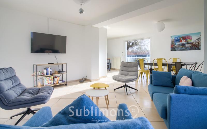 Maison - 128 m² - 7 pièces