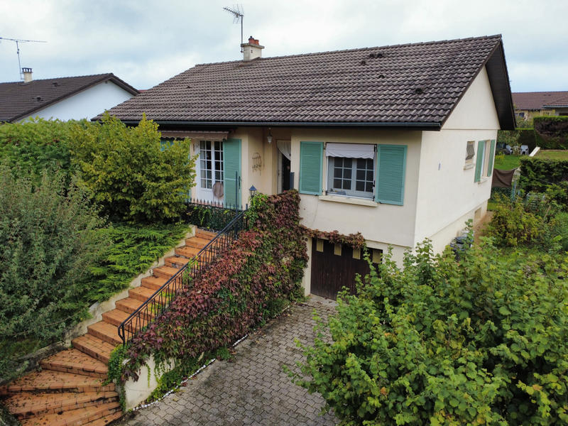 Maison - 110 m² - 6 pièces