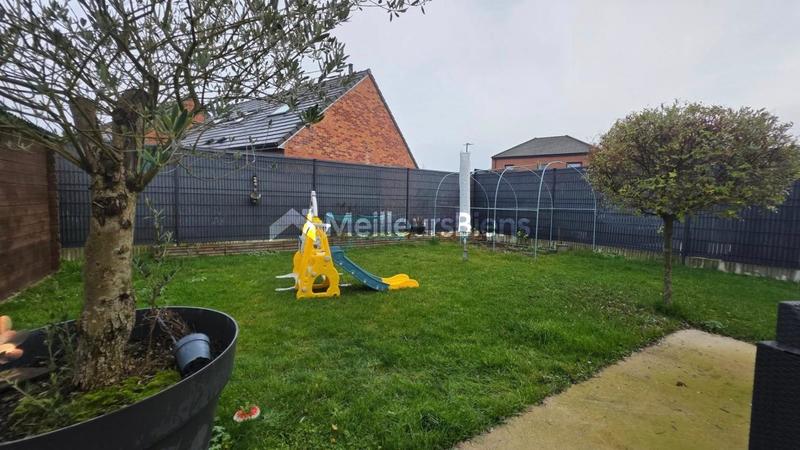 Maison - 96 m² - 4 pièces