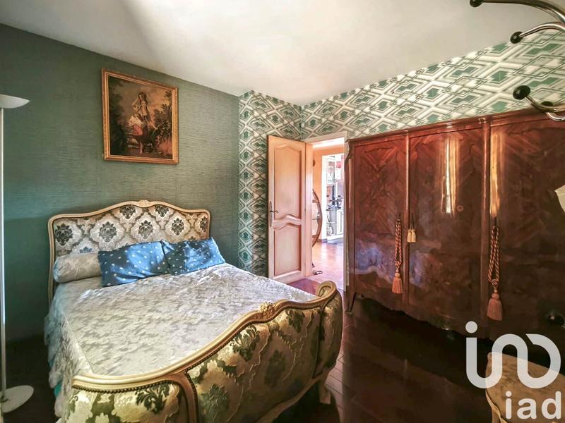 Maison - 184 m² - 9 pièces