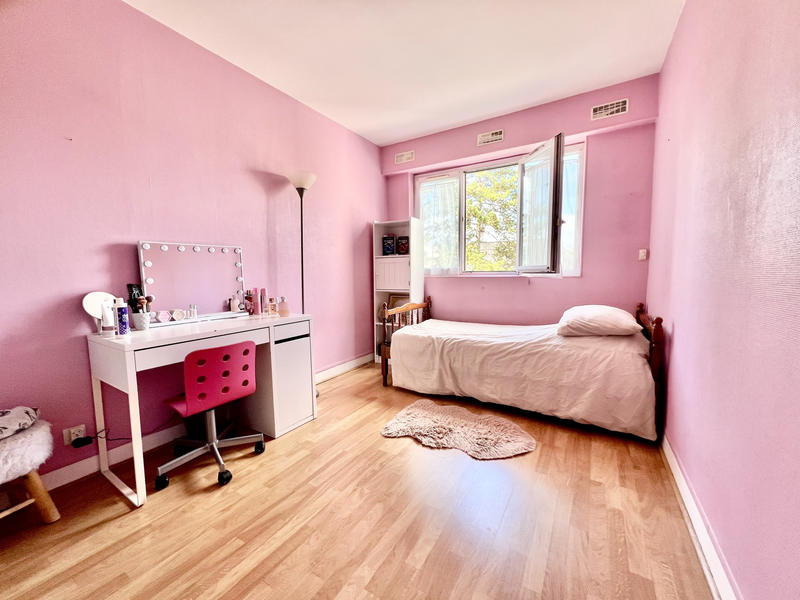 Appartement - 88 m² - 5 pièces