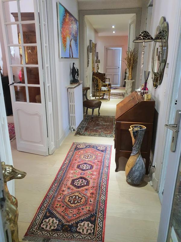 Appartement - 196 m² - 6 pièces