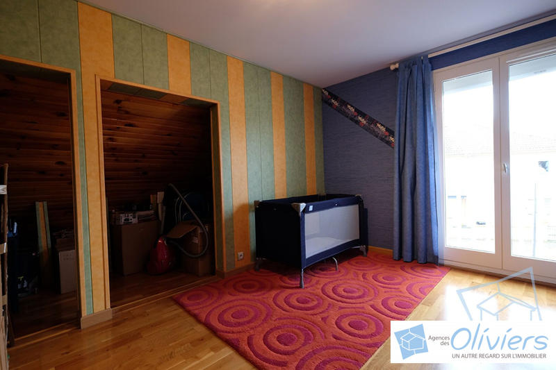 Maison - 147 m² - 6 pièces