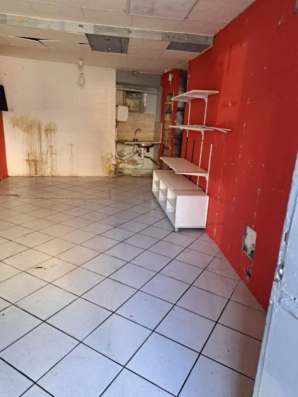 Immeuble - 180 m² - 5 pièces