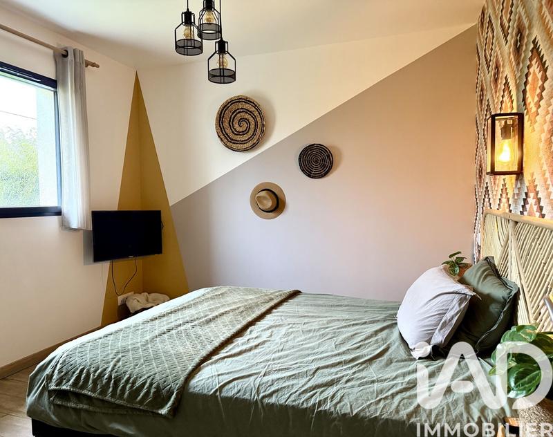 Maison - 98 m² - 5 pièces