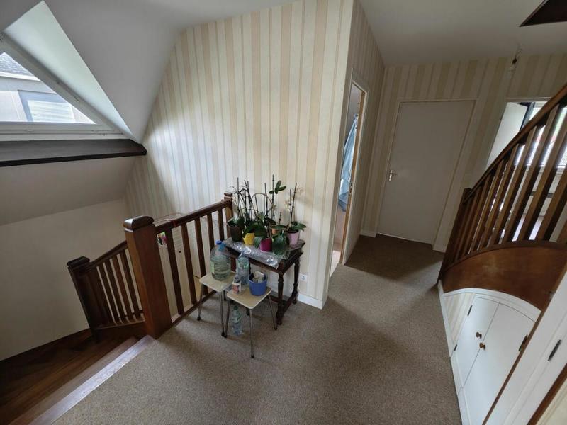 Maison - 175 m² - 12 pièces