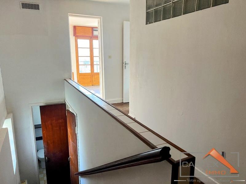 Maison - 187 m² - 7 pièces