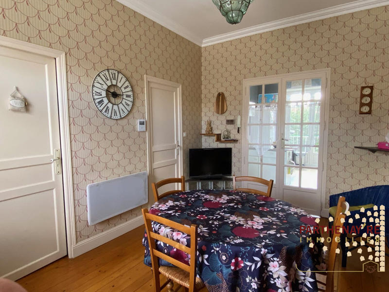 Maison - 167 m² - 7 pièces