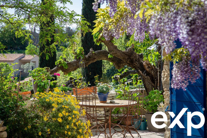 Bastide - 342 m² - 9 pièces