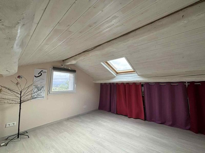 Maison - 155 m² - 4 pièces