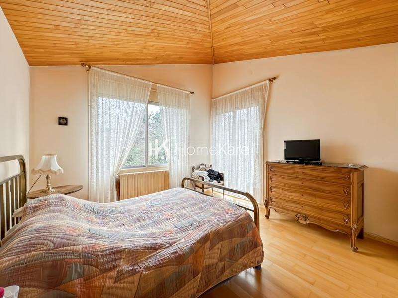 Villa - 163 m² - 6 pièces